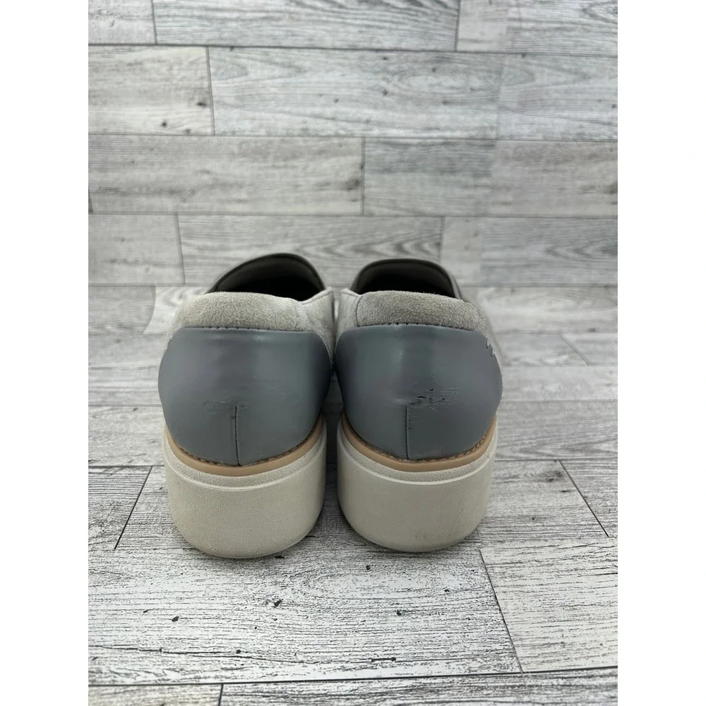 Clarks‎ Collection Womens Gray Suede Slip On Ultimate Comfort Shoes Size  8M